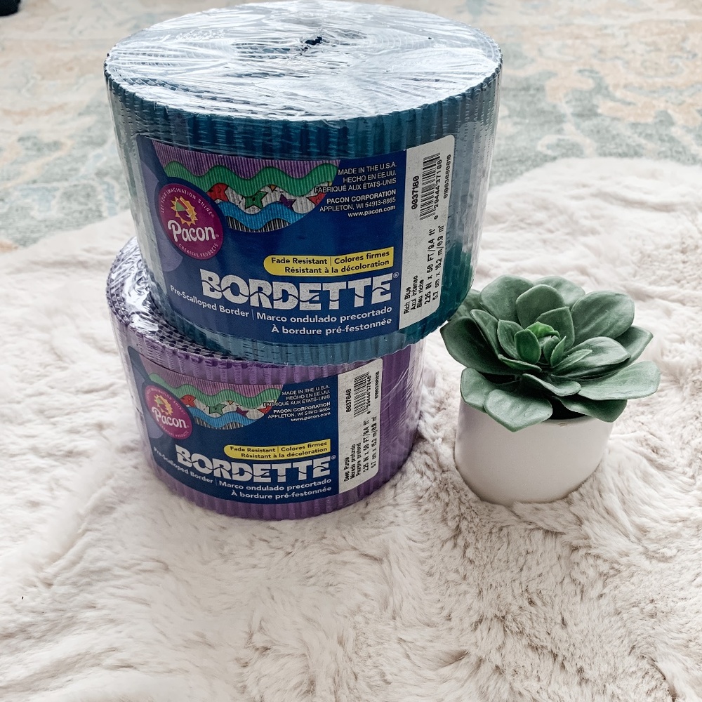 NWT Pacon Bordette Blue & Purple Scalloped Bulletin Board Border